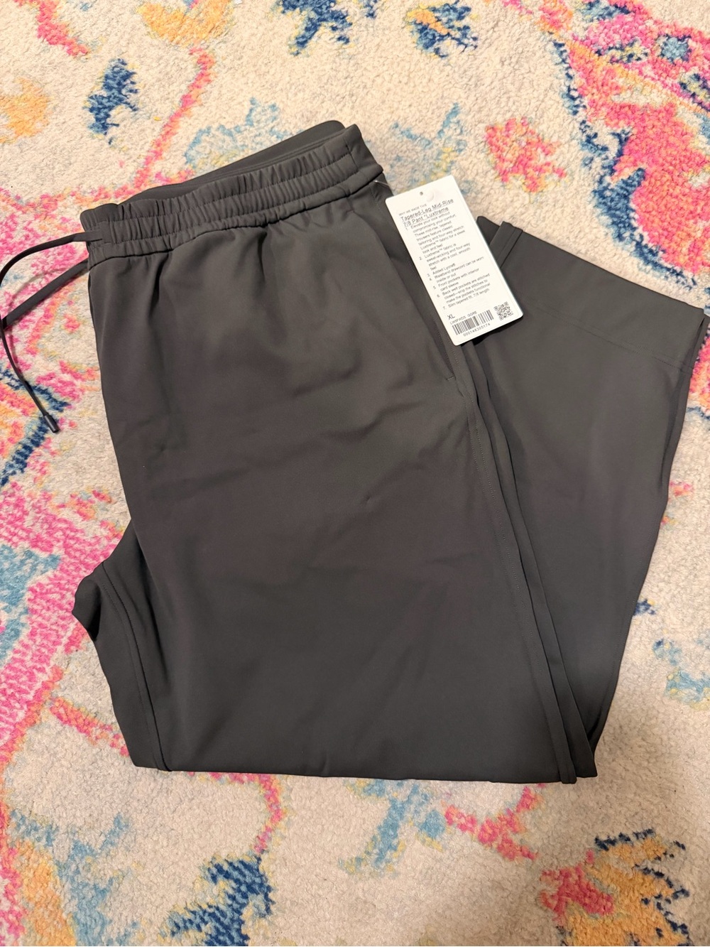 Women’s Tapered Leg Mid-Rise 7/8 Pant